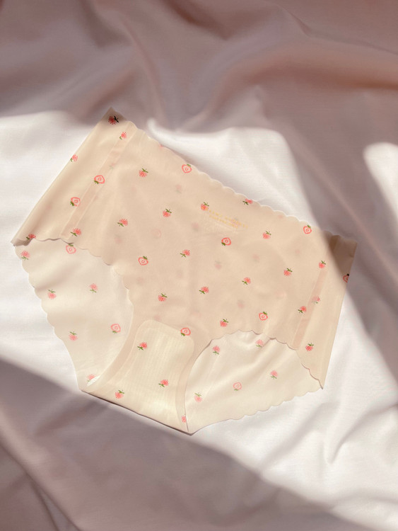 شورت شیشه ای