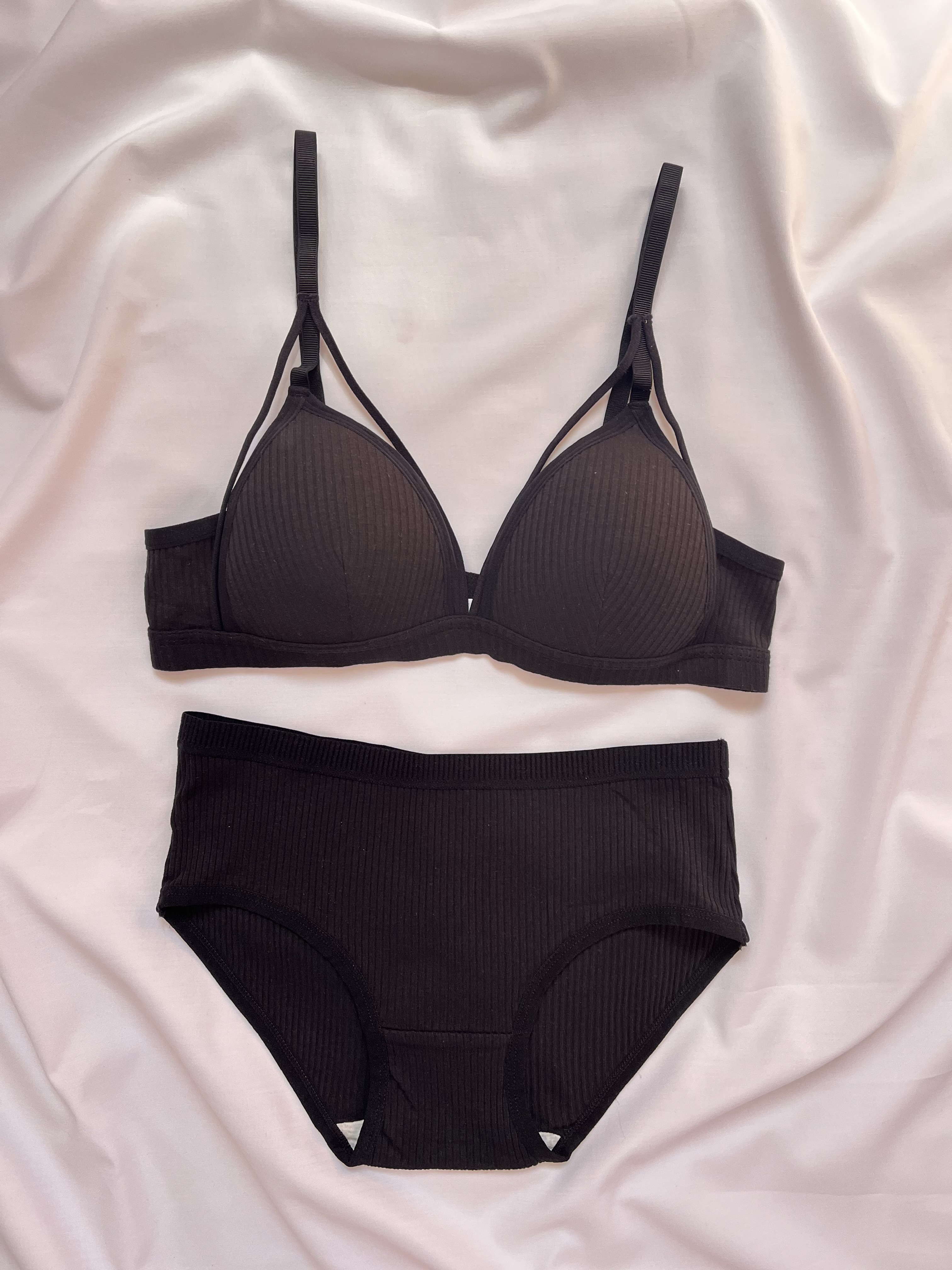 لباس زیر اسپرت