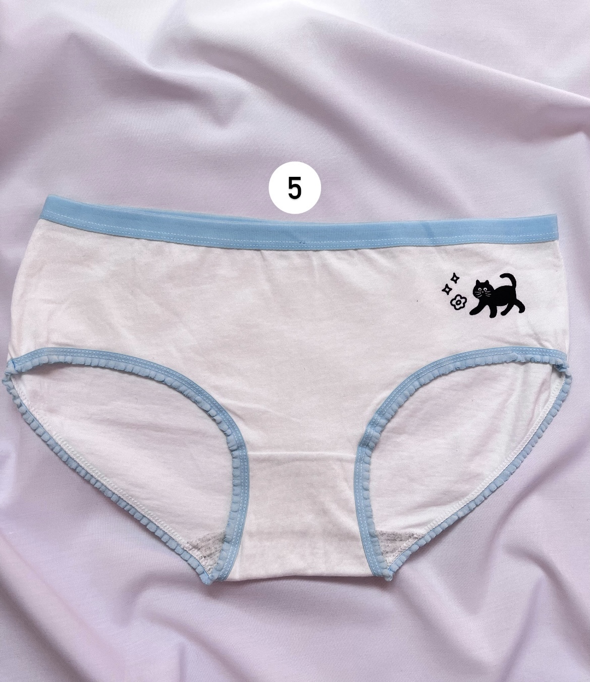 شرت زنانه و‌دخترانه