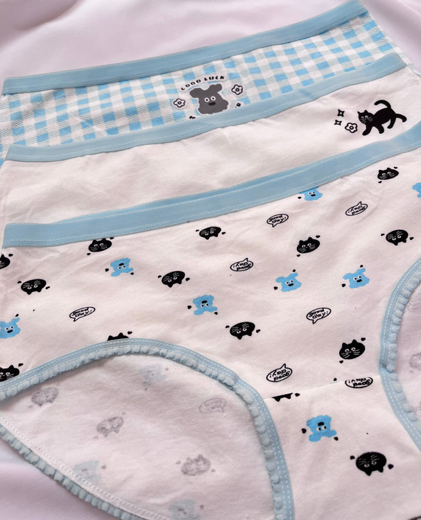 شورت دخترانه و زنانه