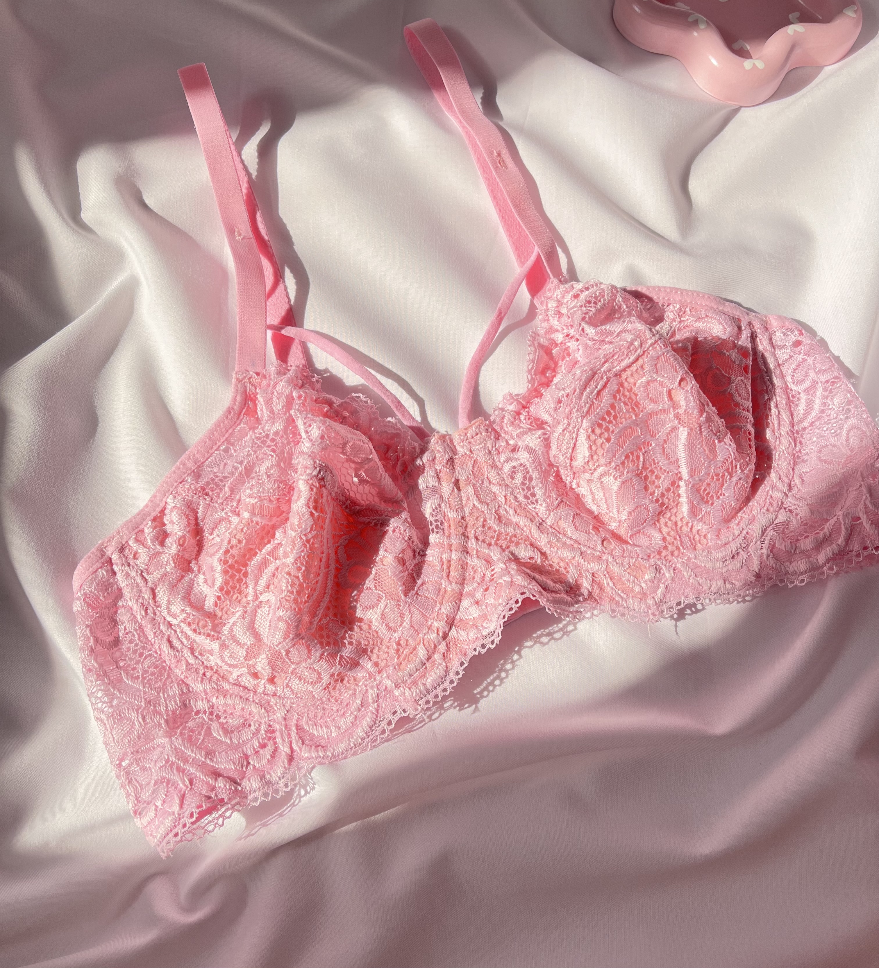 شورت توری و سوتین گیپوری