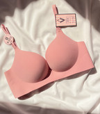 سوتین لیزری رنگ پاستلی