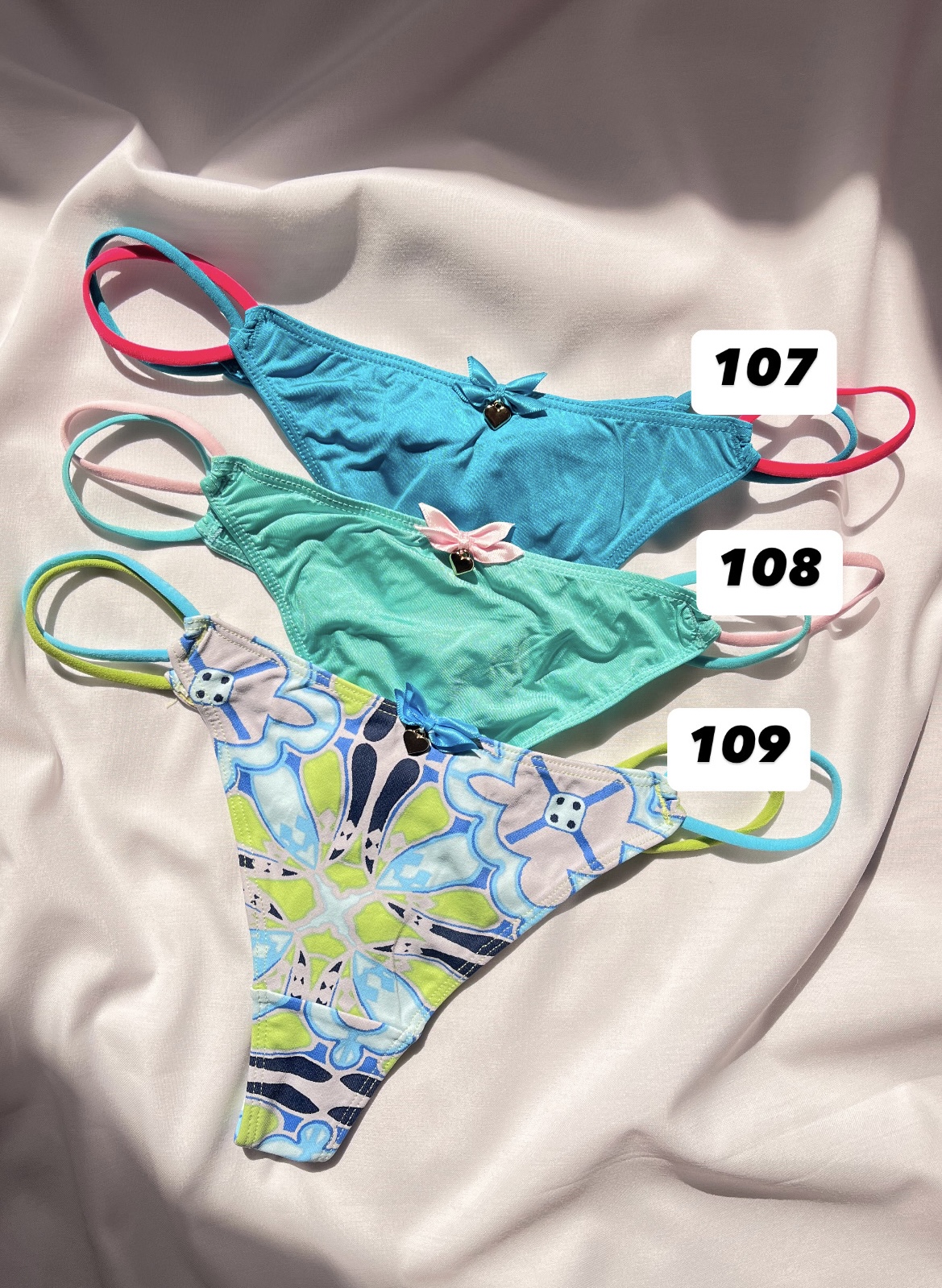 شورت دخترانه و زنانه