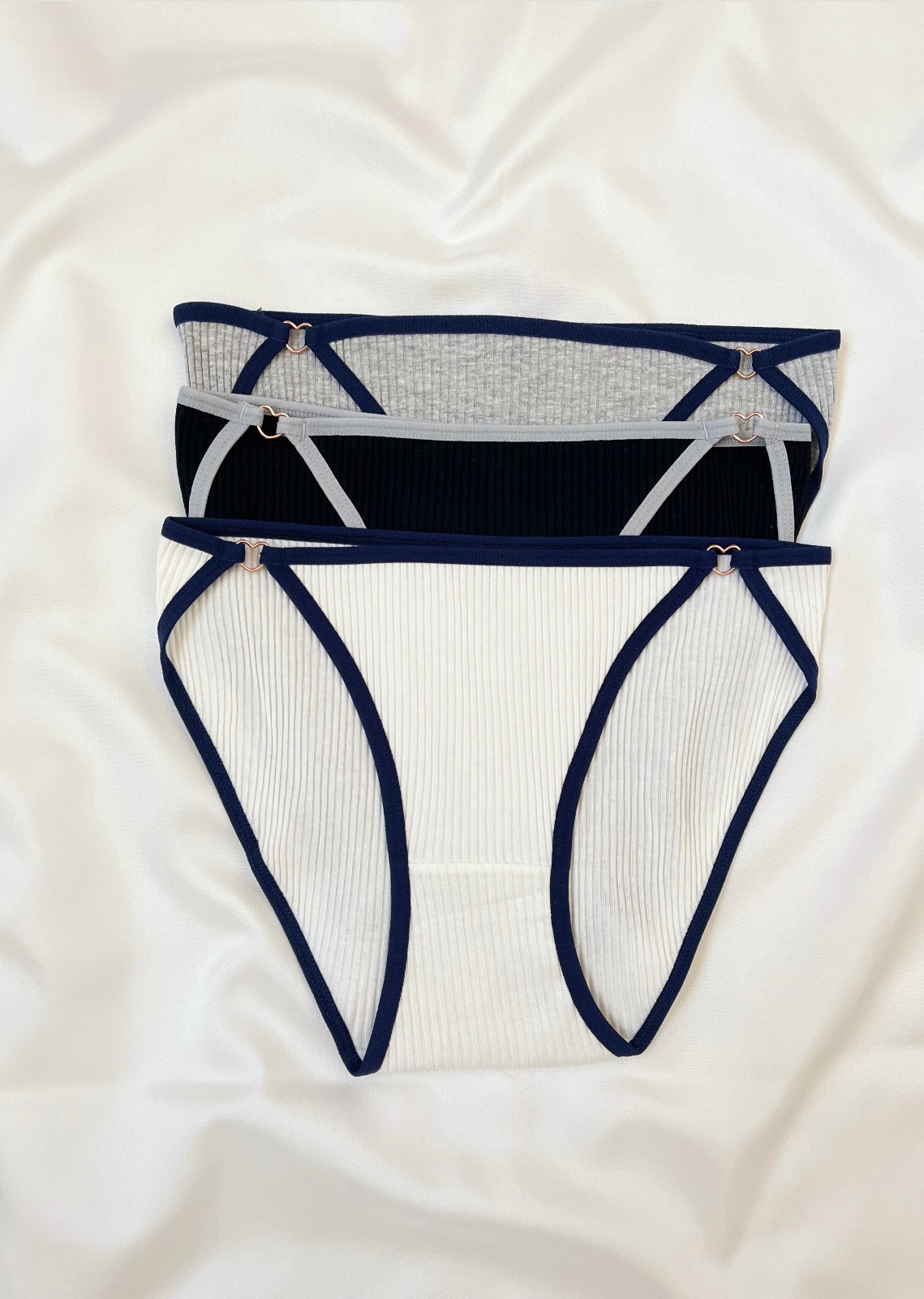 شورت زنانه و دخترانه