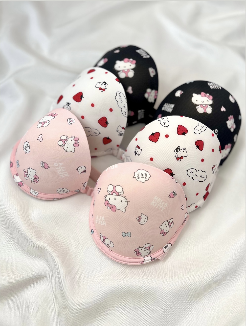 سوتین دخترانه و زنانه